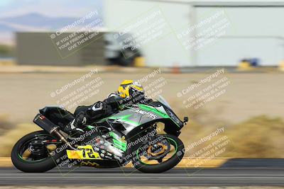 media/Feb-07-2025-CVMA Friday Practice (Fri) [[7034960ba2]]/3-Racer 3-NRS/Session 4 (Turn 16)/